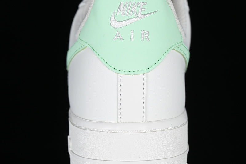 Nike Air Force 1 Low
Mint Swoosh (GS)