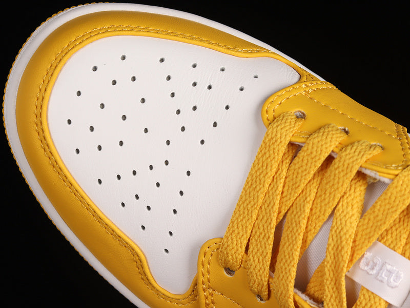 Jordan 1 Low
White Pollen (GS)