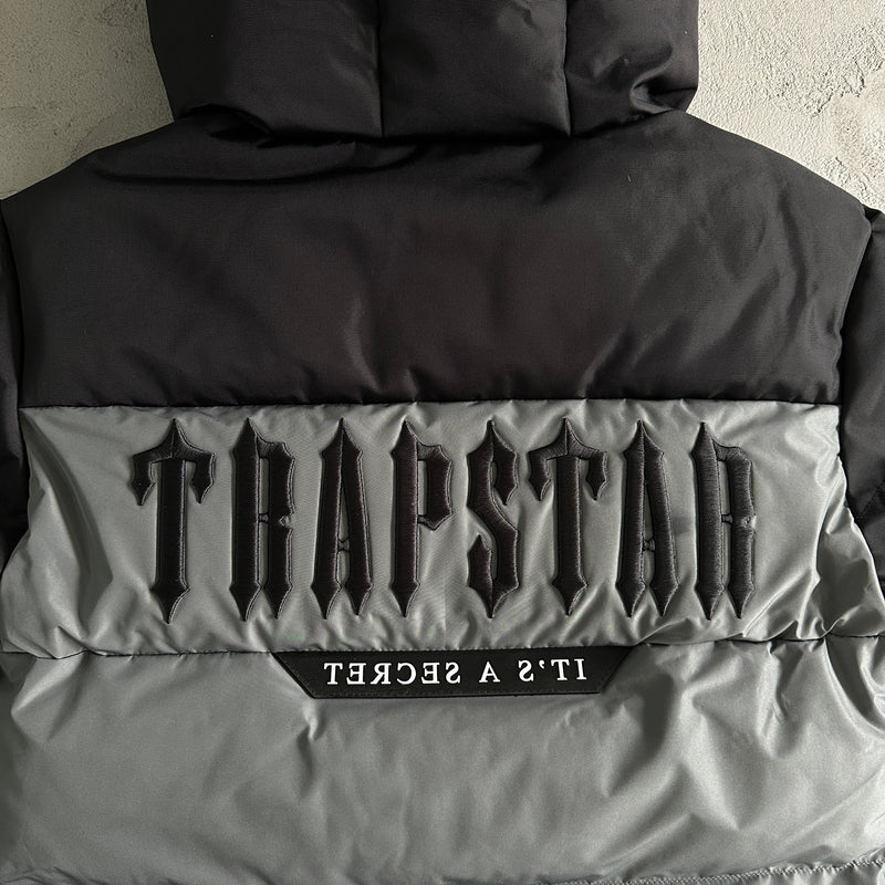 Jaqueta Puffer Trapstar Preta/Cinza