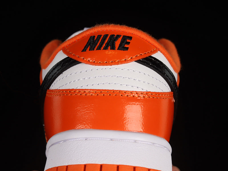 Nike Dunk Low
Patent Halloween (2022)