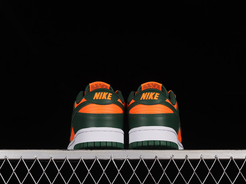 Nike Dunk Low Retro
Miami Hurricanes