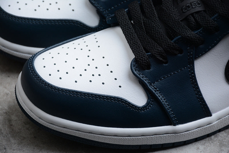 Jordan 1 Low
Armory Navy (GS)