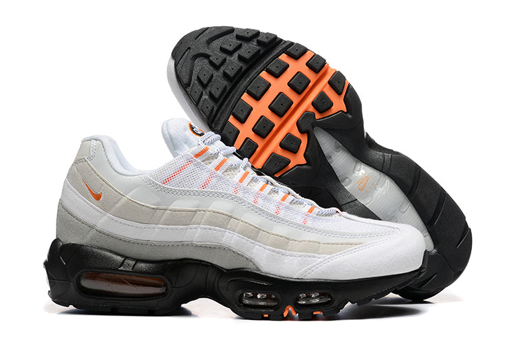 Nike Air Max 95
Wolf Grey Safety Orange Pure Platinum