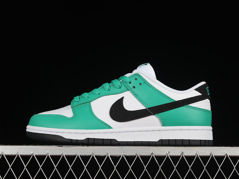 Nike Dunk Low
Celtics