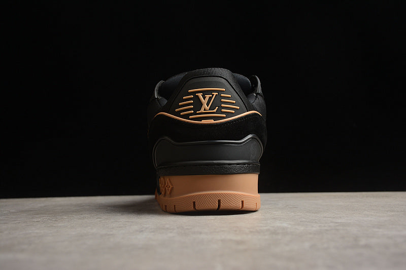 Louis Vuitton Trainer Maxi
Black Brown Suede