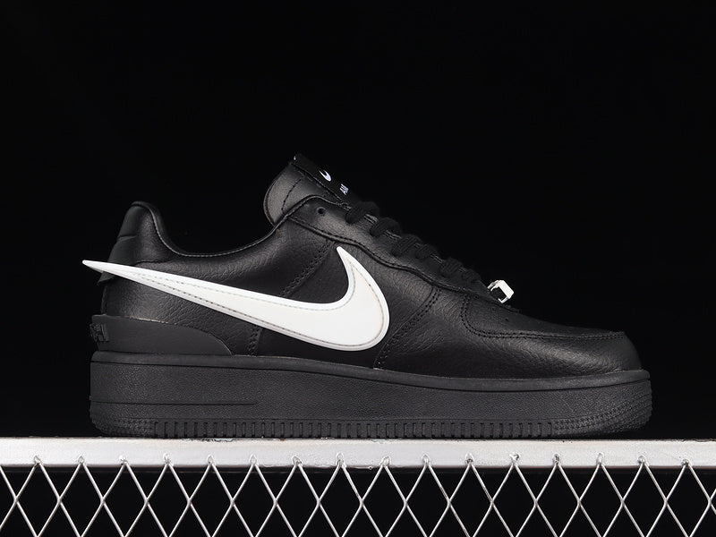 Nike Air Force 1 Low SP
AMBUSH Black