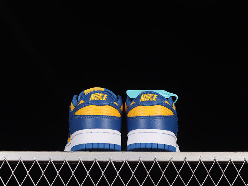 Nike Dunk Low
UCLA