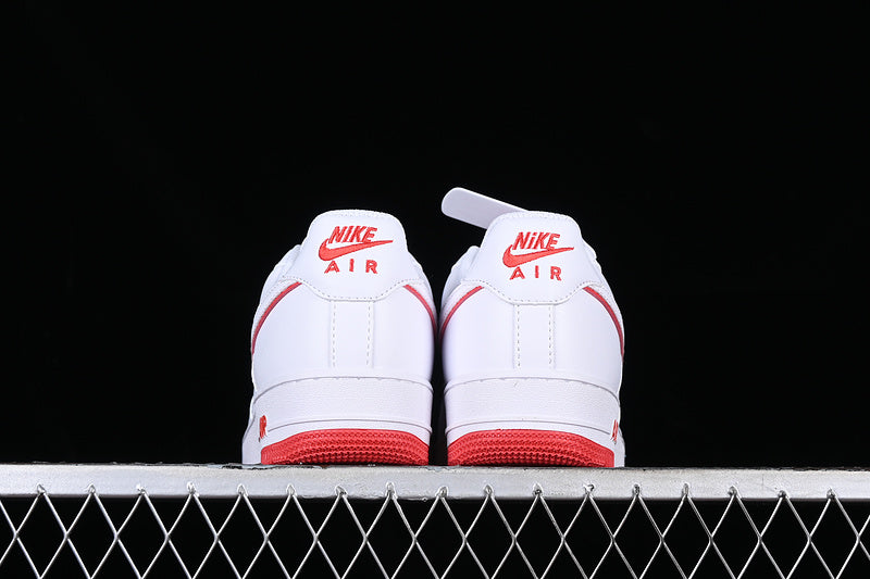 Nike Air Force 1 Low '07
White Picante Red