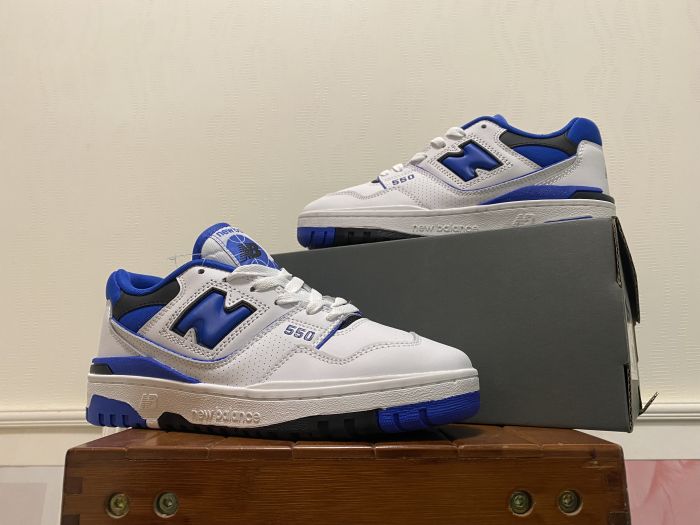 New Balance 550
White Blue