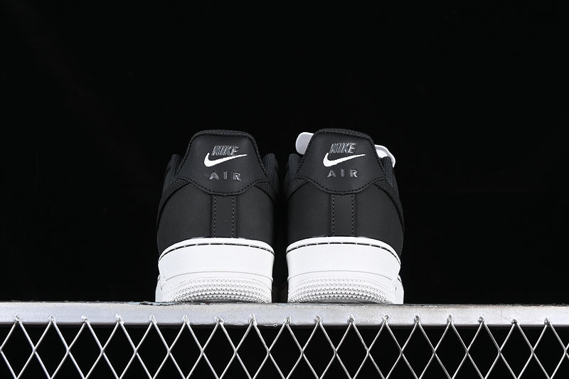 Nike Air Force 1 Low LX
Off Noir Black