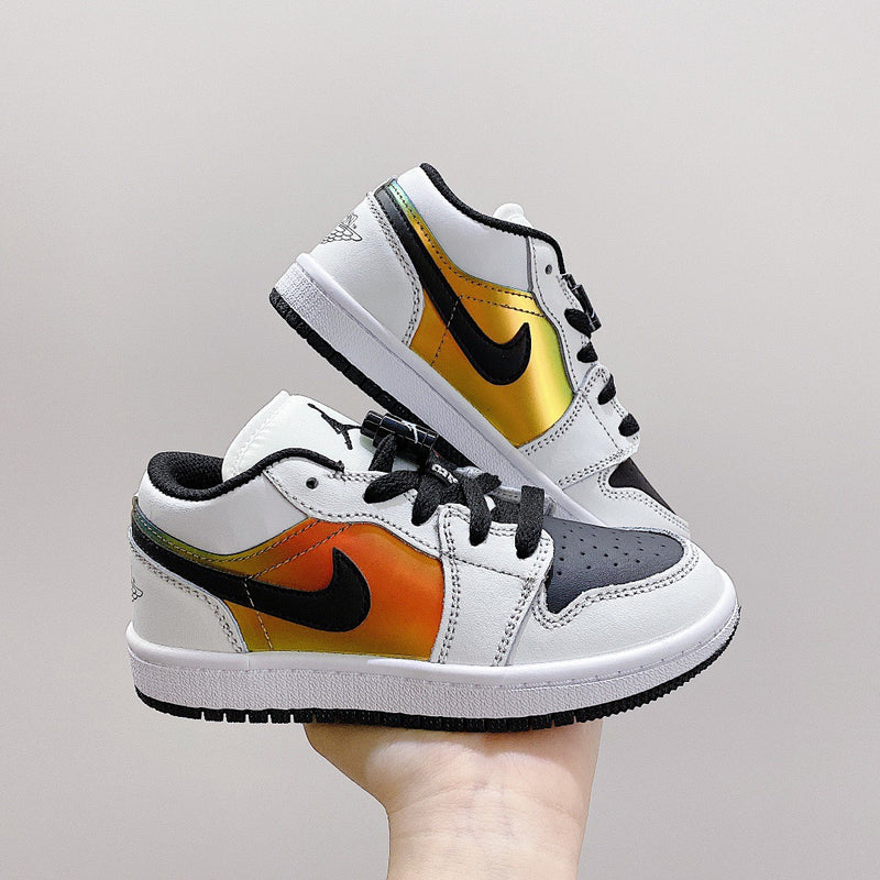 Jordan 1 Low
Metallic Gold (GS) Kids