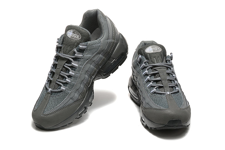 Nike Air Max 95 Essential
Cool Grey