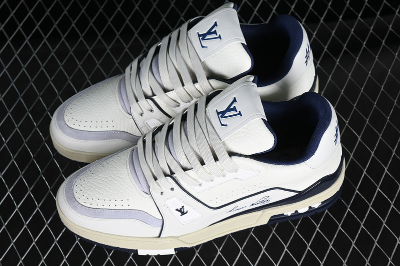 Louis Vuitton Trainer
Marine White