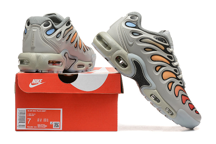 Nike Air Max Plus Drift
Light Smoke Grey