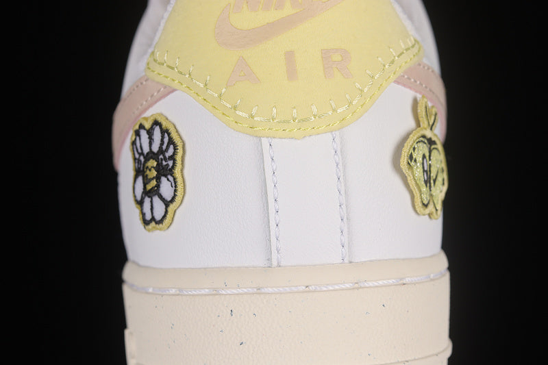 Nike Air Force 1 Low '07 SE
Next Nature White Pink Oxford