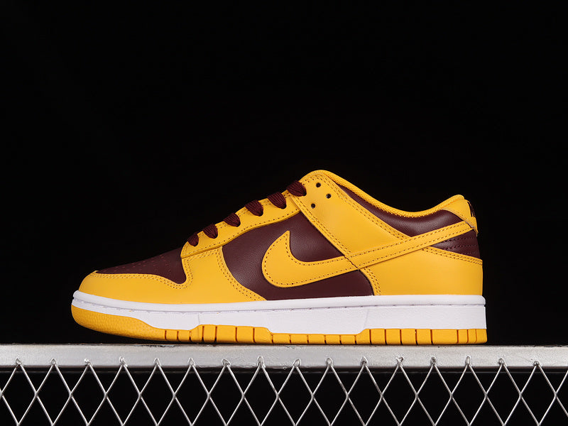 Nike Dunk Low
Arizona State