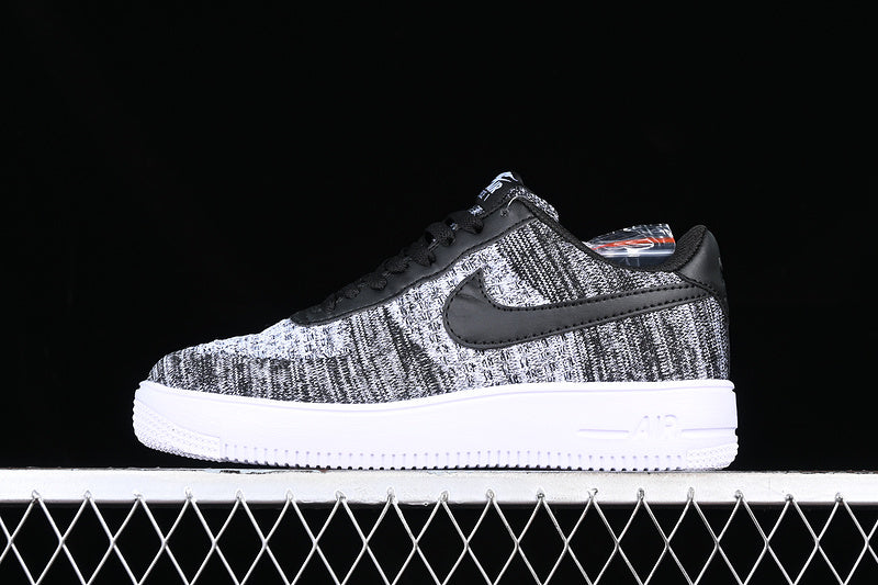 Nike Air Force 1 Flyknit 2.0
Oreo (GS)