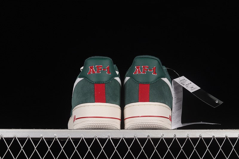 Nike Air Force 1 '07 LX Low
Athletic Club Pro Green