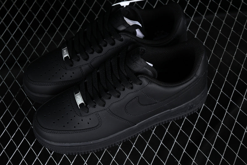 Nike Air Force 1 Low '07
Black