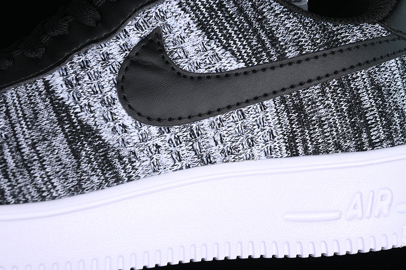 Nike Air Force 1 Flyknit 2.0
Oreo (GS)