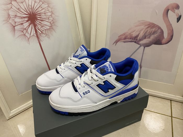 New Balance 550
White Blue