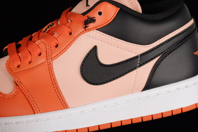 Jordan 1 Low
Orange Black