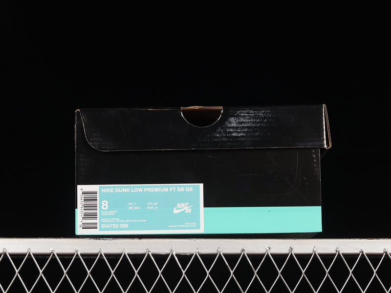 Nike SB Dunk Low
Atlas 35MM Black (Special Box W/ Accessories)