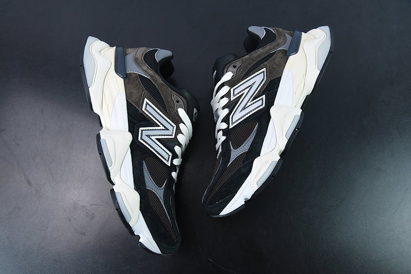 New Balance 9060
Brown Black