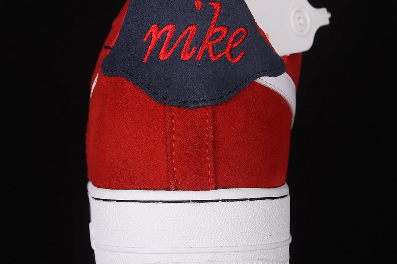 Nike Air Force 1 Low
First Use University Red