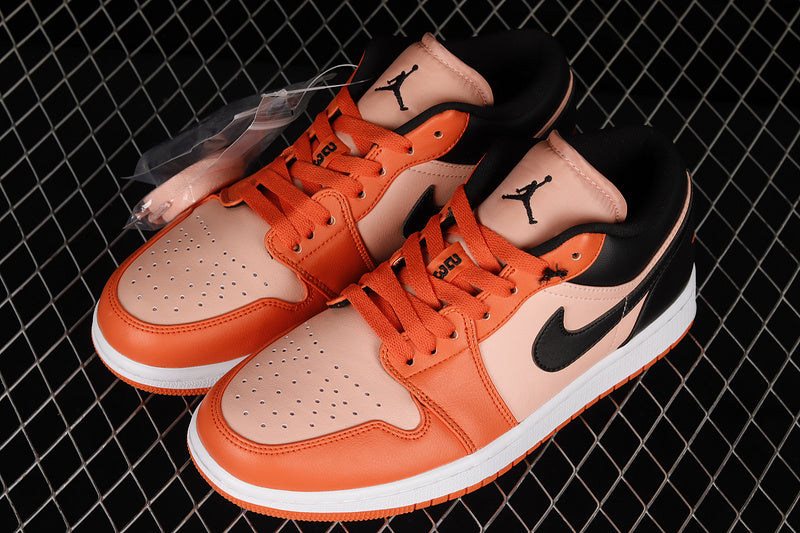 Jordan 1 Low
Orange Black