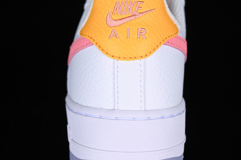 Nike Air Force 1 Low
Coral Chalk Laser Orange (GS)