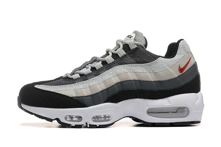 Nike Air Max 95
Wolf Grey Rugged Orange