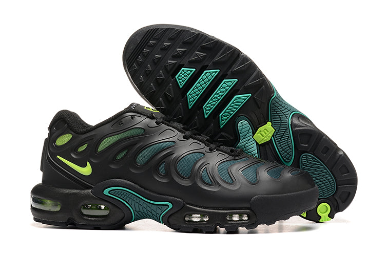 Nike Air Max Plus Drift
Black Volt