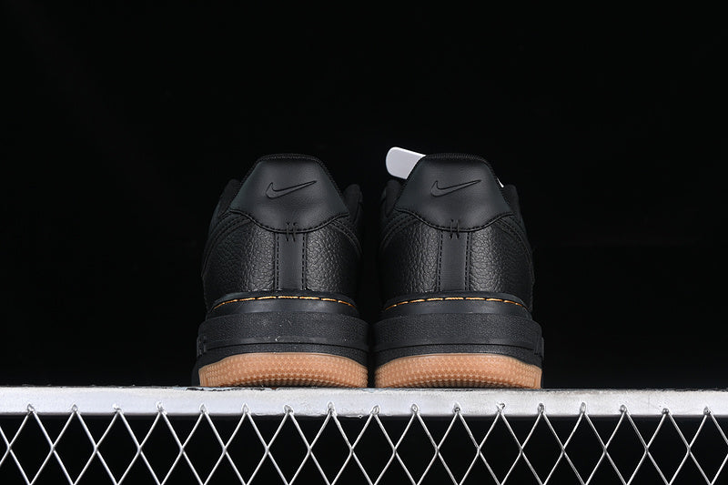 Nike Air Force 1 Low Luxe
Black Gum