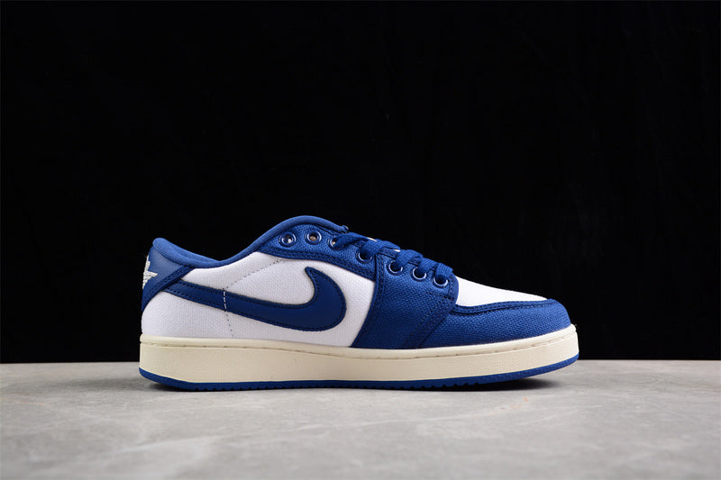 Jordan 1 Retro AJKO Low
Kentucky