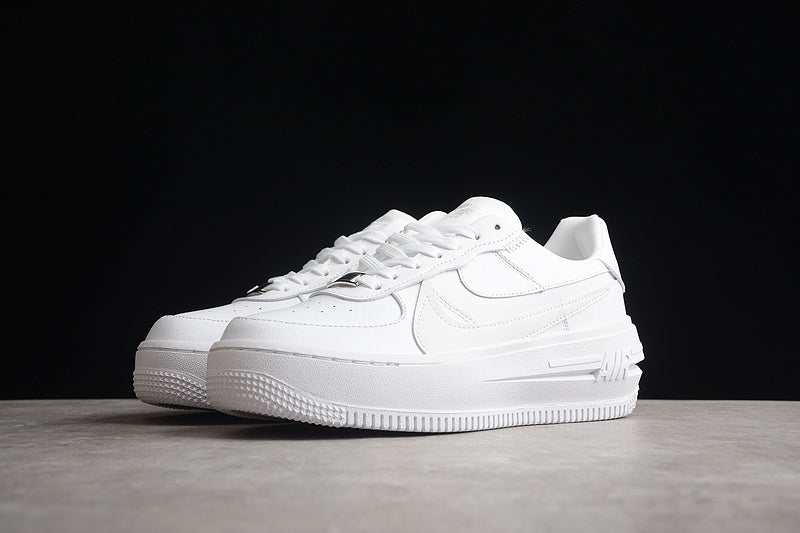 Nike Air Force 1 PLT.AF.ORM
Triple White