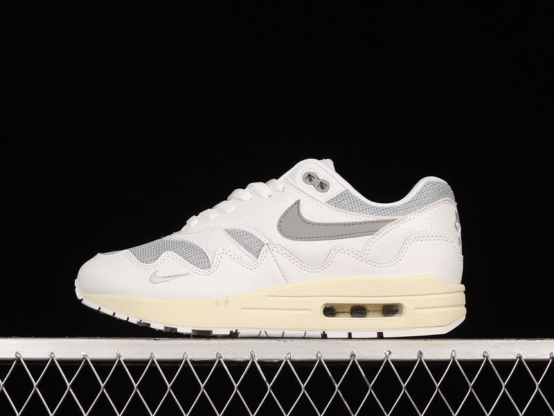 Air Max 1 Patta White Grey