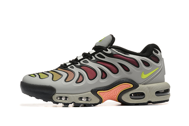 Nike Air Max Plus Drift
Light Silver Volt