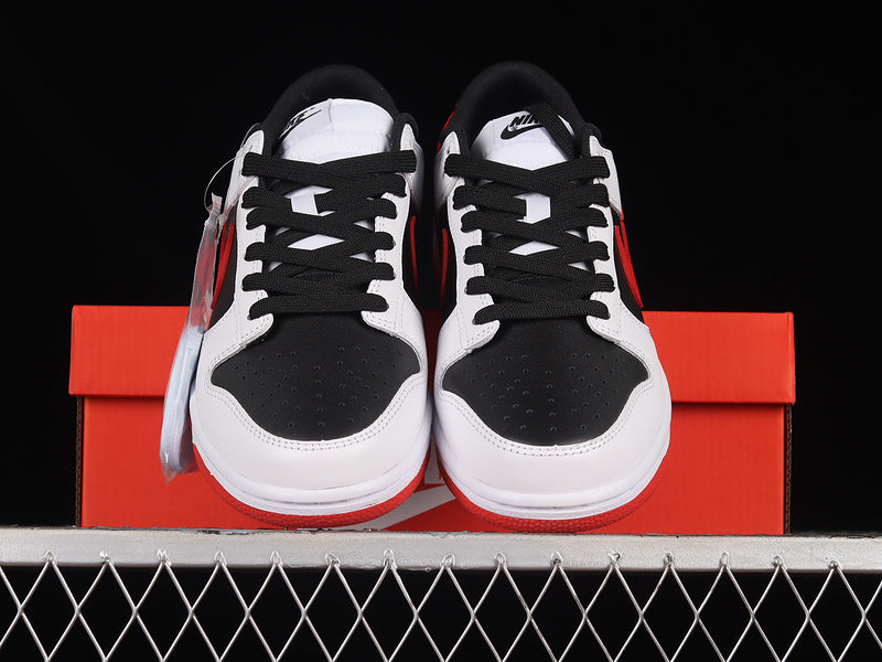 Nike Dunk Low Retro
White Black University Red