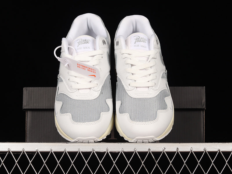 Air Max 1 Patta White Grey