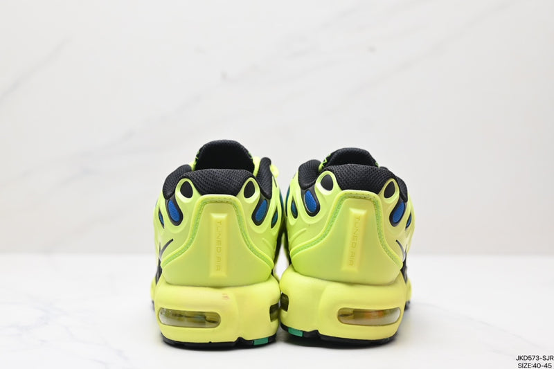 Nike Air Max Plus Drift
Light Lemon Twist