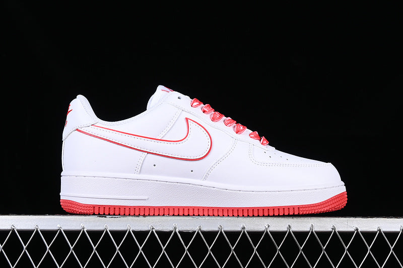 Nike Air Force 1 Low '07
White Picante Red