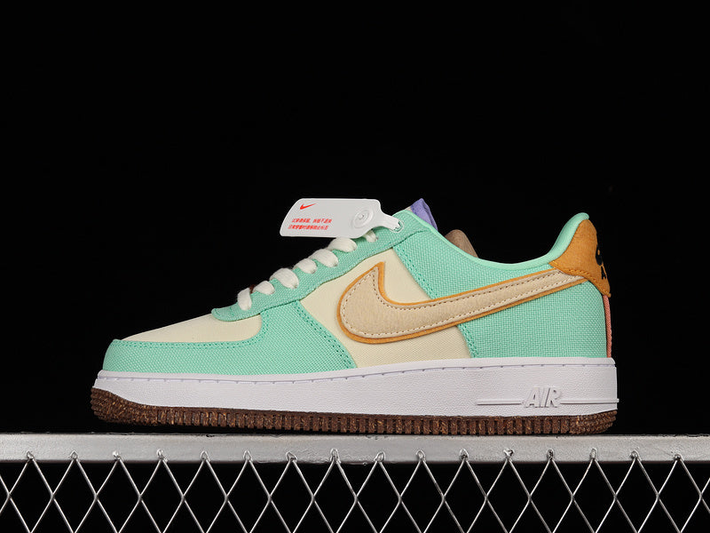 Nike Air Force 1 Low '07
Pinapple