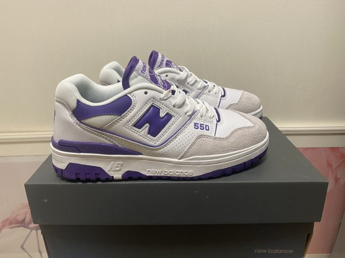 New Balance 550
White Purple