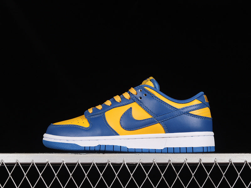 Nike Dunk Low
UCLA