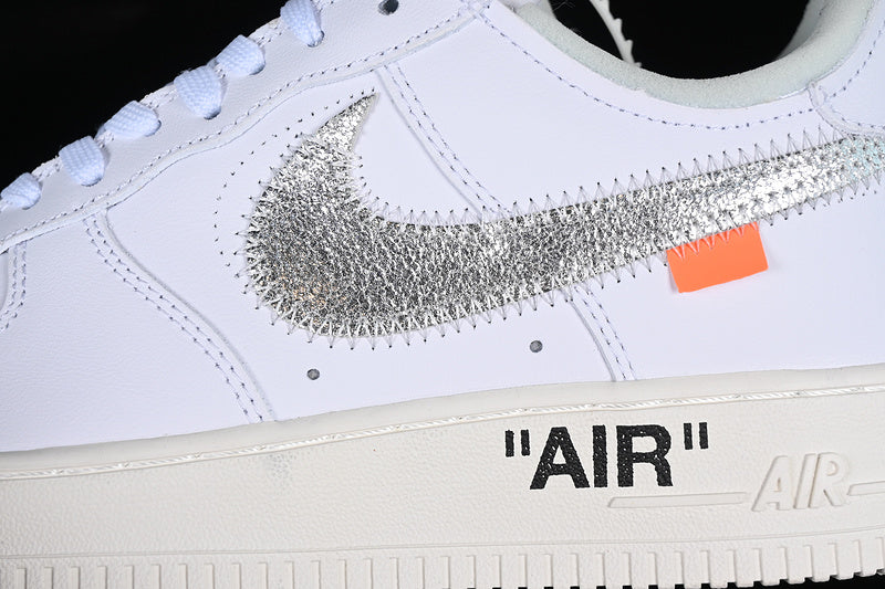 Nike Air Force 1 Low
Off-White ComplexCon (AF100)