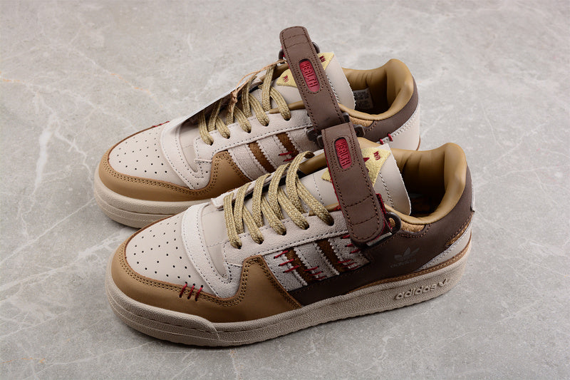 adidas Forum Low
Clear Brown Cardboard