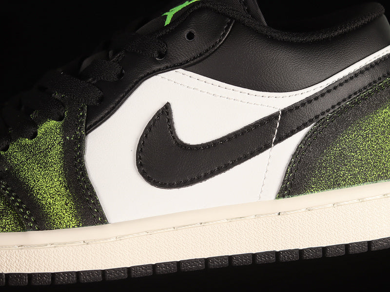 Jordan 1 Low
Wear Away Electric Green