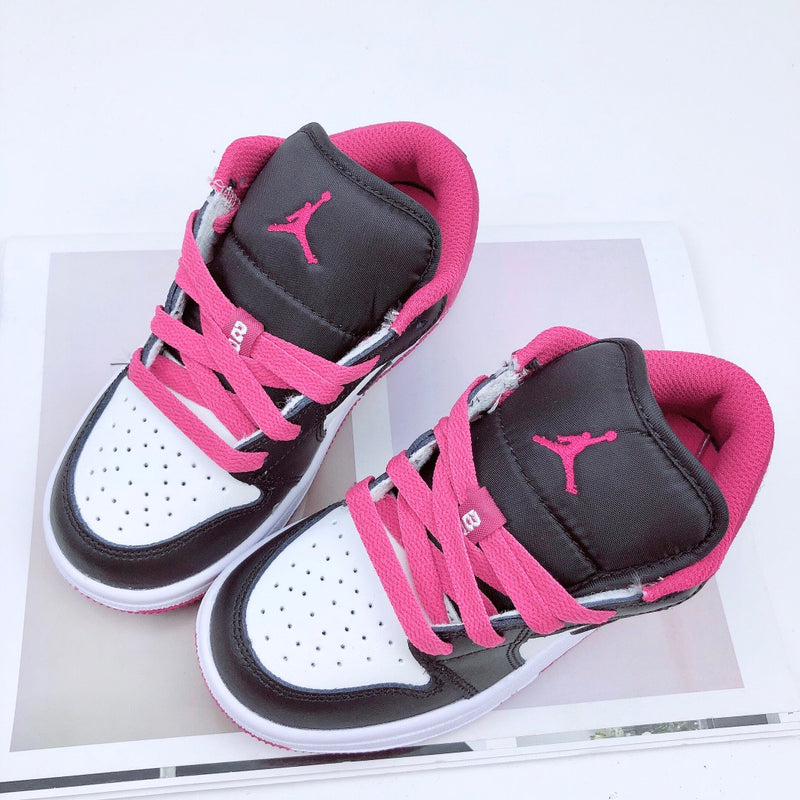 Jordan 1 Low
Pink Kids