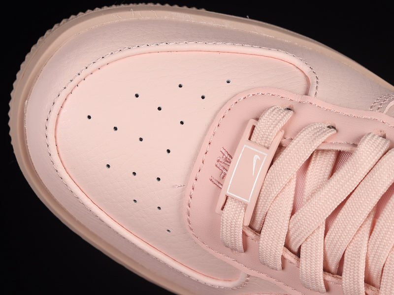 Nike Air Force 1 PLT.AF.ORM
Atmosphere Pink Oxford